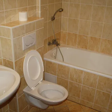 Pension-apartmany Apollo Lejlighed *