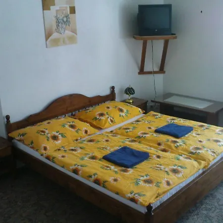 Daire Pension-apartmany Apollo